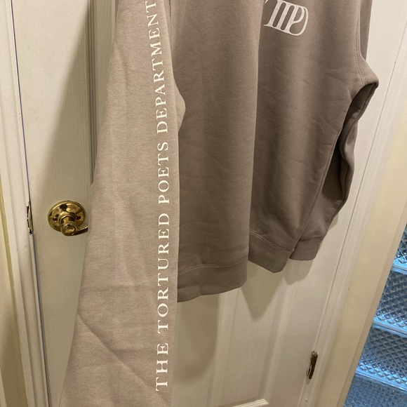 BRAND NEW Taylor Swift The Tortured Poets Department Beige Crewneck TTPD - Picture 12 of 13